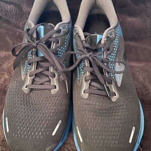 Brooks Athletic Sneakers - Black and Blue